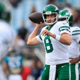 Aaron Rodgers throws the ball.